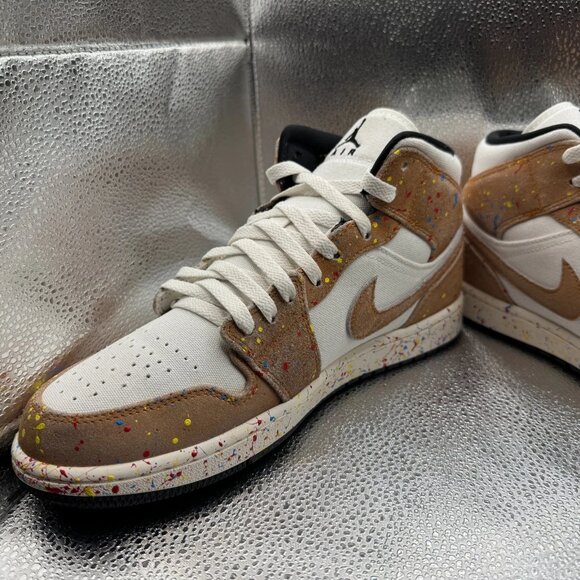 Size 10 Air Jordan 1 SE Mid Mens Black White Brushstroke Paint Shoes‎ DA8005-100 - Picture 4 of 12